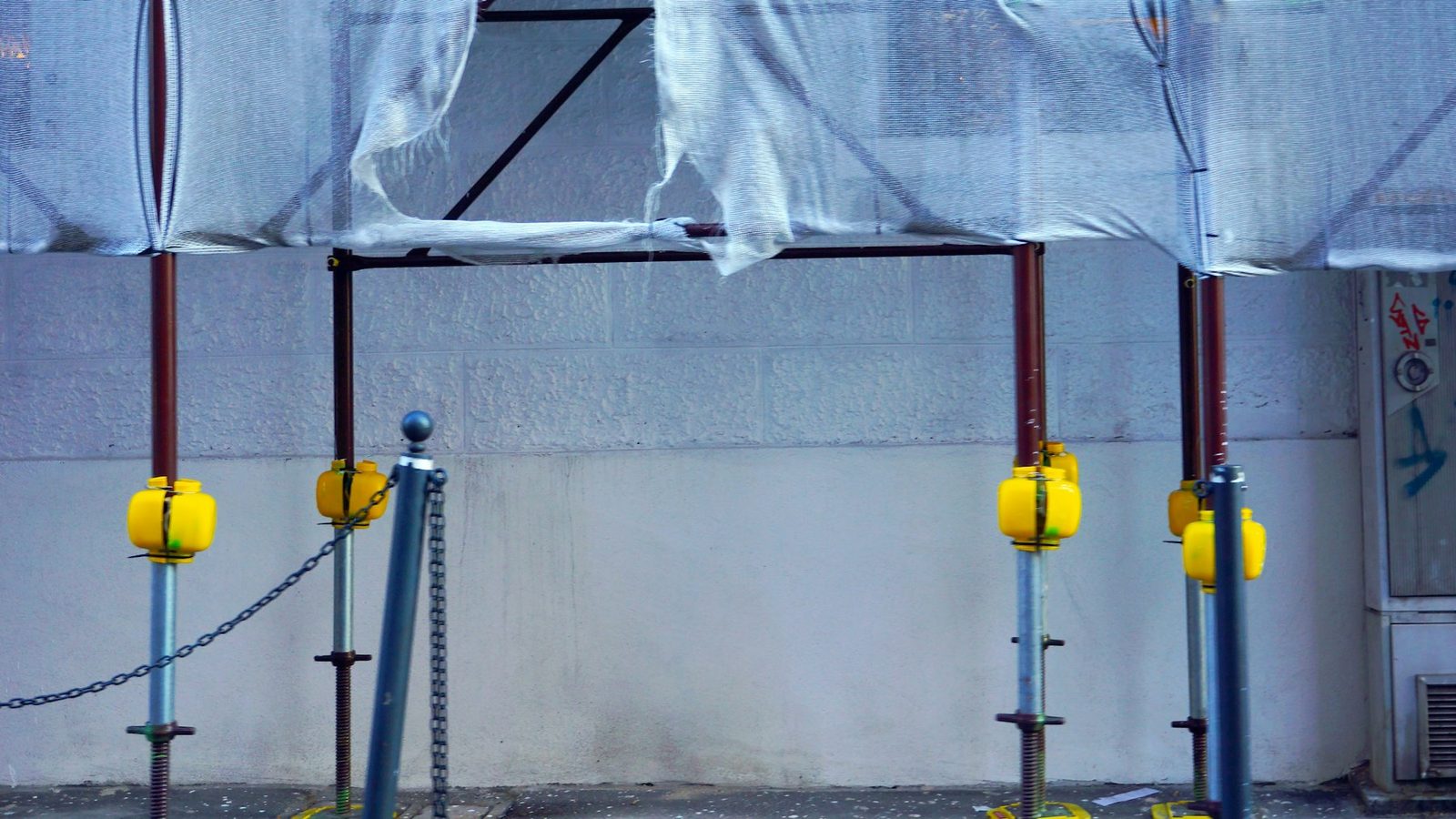 Dust Extraction & Air Cleaners on site